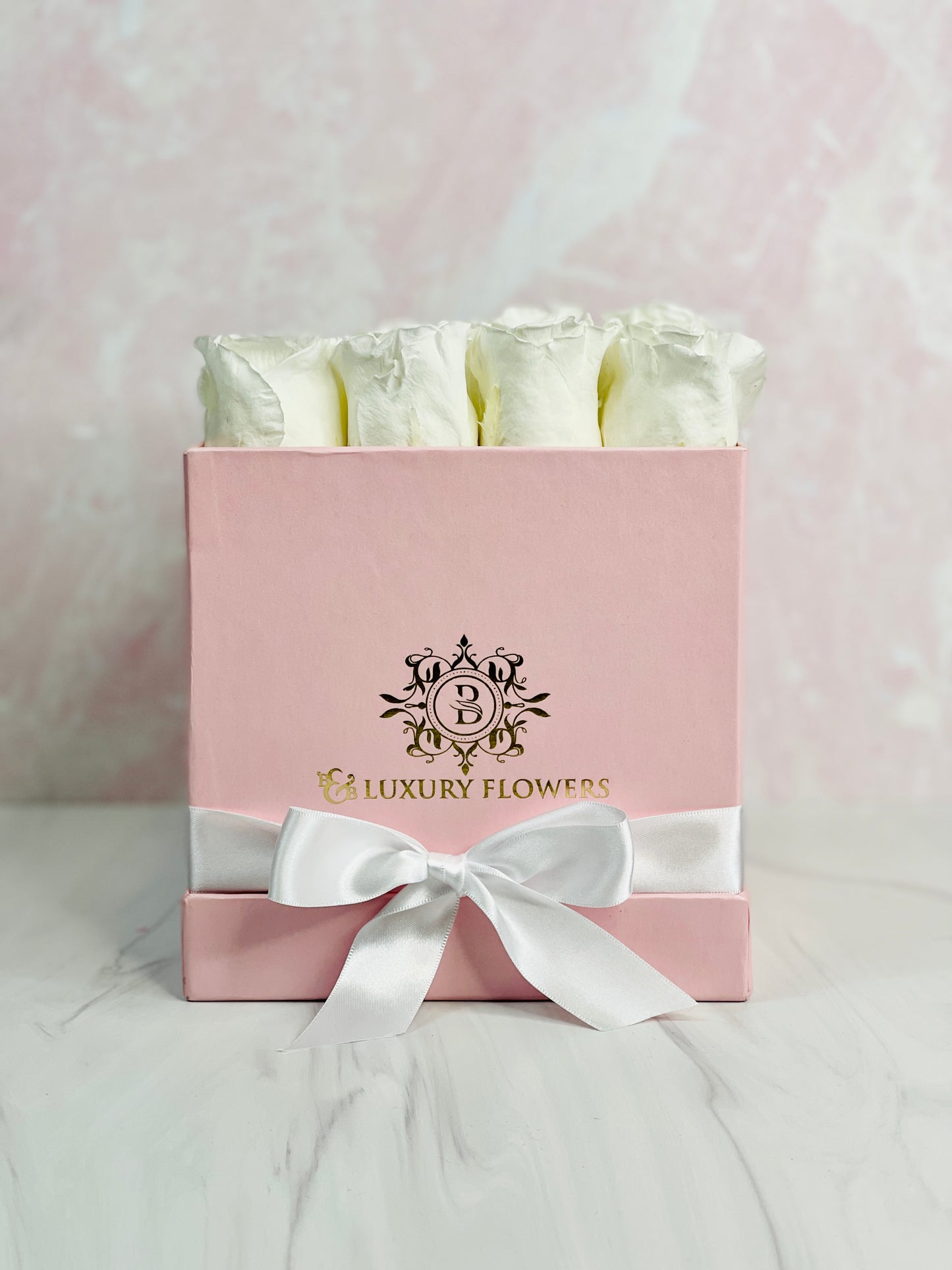Squared Elegance: 12 Preserved Roses Box